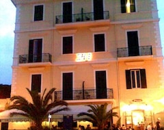 Hotelli Hotel Miramare (Civitavecchia, Italia)