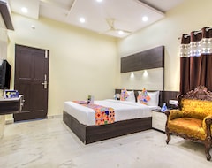 FabHotel Crown Suites (Bengaluru, Hindistan)