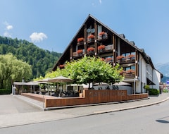 Otel Krone Sarnen (Sarnen, İsviçre)