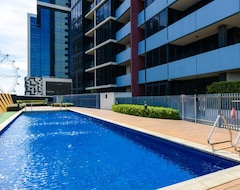 Koko talo/asunto Exquisite Apartments Docklands (Melbourne, Australia)
