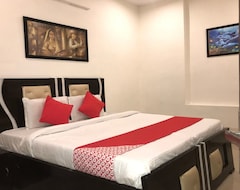 Otel OYO Tirupati Residency (Meerut, Hindistan)