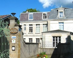 Khách sạn Le Belvedere Des Remparts (Langres, Pháp)