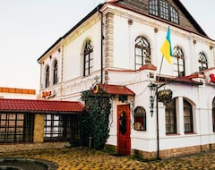 Hotel Antique House (Dubno, Ukraine)