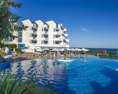 Khách sạn PrimaSol Sineva Beach Hotel (Sveti Vlas, Bun-ga-ri)