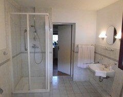 Tüm Ev/Apart Daire Two Spacious Apartment In Maintained Villa In Kiel (Kiel, Almanya)