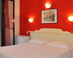 Khách sạn Hotel Villa Piras (Alghero, Ý)