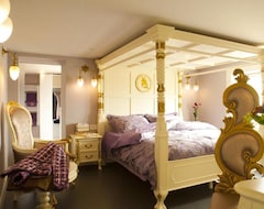 Oda ve Kahvaltı Saint Georges Bruges Luxury Suites (Brüj, Belçika)