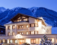 Khách sạn Hotel Albona (Ischgl, Áo)