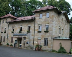 Khách sạn Berggasthof Ludwigshöhe (Rückersdorf, Đức)