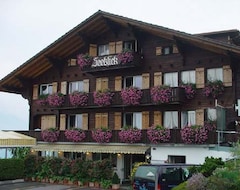 Hotelli Seeblick (Krattigen, Sveitsi)