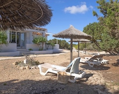 Khách sạn Roquetes Bungalows - Formentera Break (Es Pujols, Tây Ban Nha)