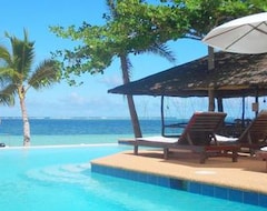 Khách sạn Romantic Beach Villas (General Luna, Philippines)