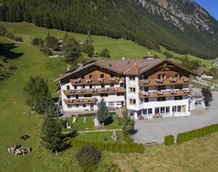 Hotel Kaserhof (Mühlbach, Italy)