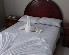 Bed & Breakfast Residencial Turistico Rio Guayas (Guayaquil, Ecuador)