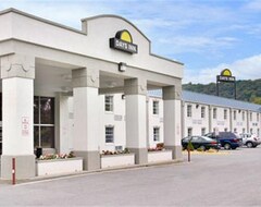 Khách sạn Days Inn by Wyndham Roanoke Near I-81 (Roanoke, Hoa Kỳ)