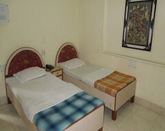 Hotel Maurya (Dibrugarh, India)