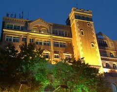 Hotel Swallow Castel Resort (Heping District, Taiwan)