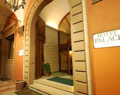 Palace Hotel Bologna (Bologna, Italy)