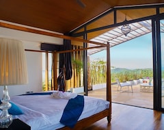 Hotel Luxury Villa Crystal Blue (Mae Nam Beach, Thailand)