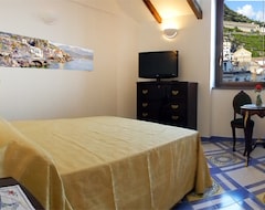 Khách sạn Hotel Croce Di Amalfi (Amalfi, Ý)