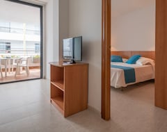 Căn hộ có phục vụ Beatrix 2000 - Caliu apartments (Pineda de Mar, Tây Ban Nha)