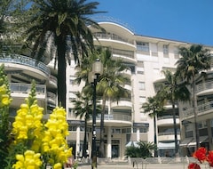 Hotel Hôtel Continental (Saint-Raphael, Francuska)