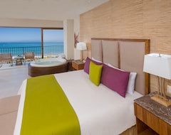 Hotel Almar Resort Luxury LGBT Beach Front Experience (Puerto Vallarta, México)