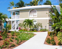 Khách sạn Exuma Beach Resort (George Town, Bahamas)