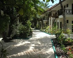Hotelli Ranveli Island Resort (Etelä-Ari Atoll, Malediivit)