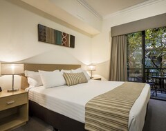 Hotel Quest On James (Perth, Australia)