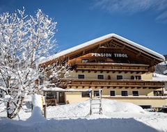 Hotelli Pension Tirol (Nauders, Itävalta)