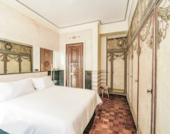 Apart Otel Rivière Private Rooms Alla Scala (Milano, İtalya)