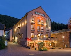 Khách sạn Hotel Goldenes Fass (Freudenberg am Main, Đức)