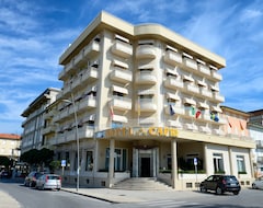 Khách sạn Hotel Capri & Residence (Lido di Camaiore, Ý)