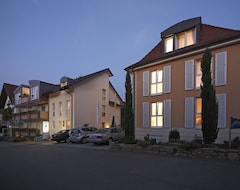 Khách sạn Akzent Hotel Atrium Baden (Bad Krozingen, Đức)