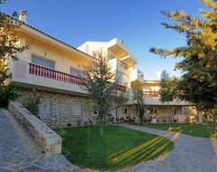 Hotel Vergis Epavlis (Heraklion, Greece)