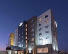 Khách sạn Microtel Inn & Suites By Wyndham Guadalajara Sur (Tlajomulco de Zúñiga, Mexico)