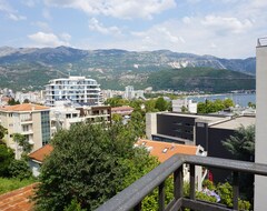 Koko talo/asunto Villa Danile (Budva, Montenegro)