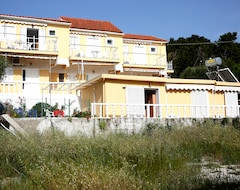 Lejlighedshotel Kappatos Studios & Apartments (Lassi, Grækenland)