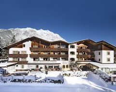Khách sạn Bergidyll & Hotel Trofana (Leutasch, Áo)