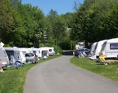 Khách sạn Knaus Campingpark Hennesee (Meschede, Đức)