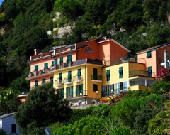 Hotel Leopold (Moneglia, Italy)