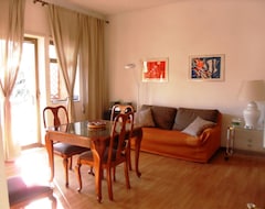 Hotel Aurelia Antica - Charming Apartment With Parking, Swimming Pool And Tennis, Wifi And Ac (Rom, Italien)