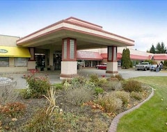 Khách sạn Ramada Kelowna Hotel and Conference Centre (Kelowna, Canada)