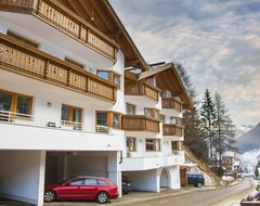 Hotelli Appartements Fliana St. Anton (St. Anton am Arlberg, Itävalta)