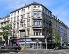 Hotel Komet (Düsseldorf, Germany)