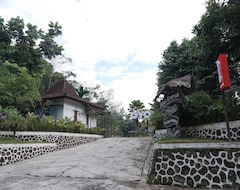 Otel OYO 550 Kebon Krapyak Cottage (Klaten, Endonezya)