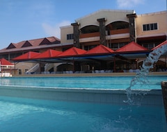 Khách sạn Macagang Business Center (Nabua, Philippines)