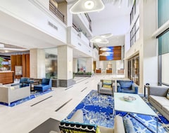 Khách sạn Embassy Suites By Hilton Anaheim-Orange (Orange, Hoa Kỳ)