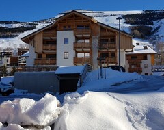 Otel Residence : Le Crystal Chalet (Les Deux Alpes, Fransa)
